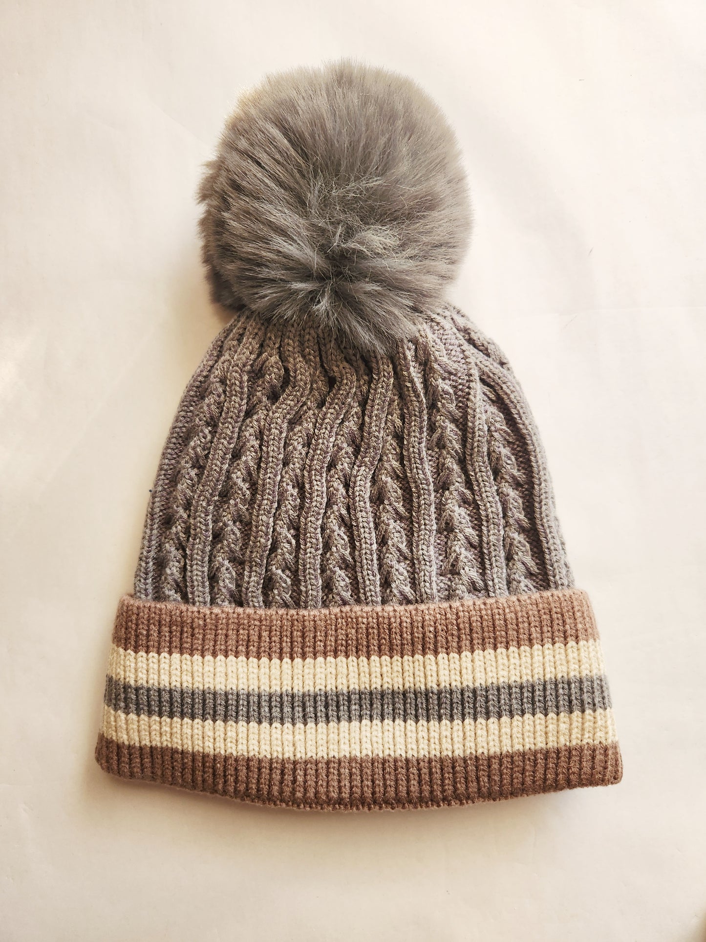 Cable Knit Pom Pom Beanie