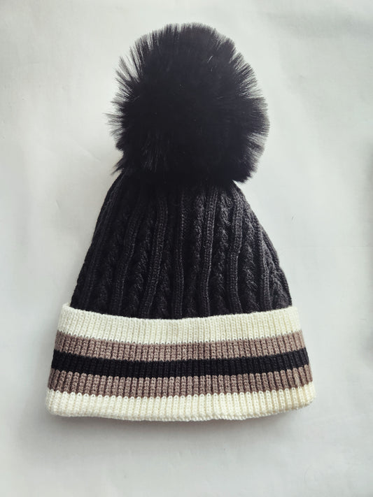 Cable Knit Pom Pom Beanie