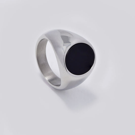 Signet Ring - Black Oval